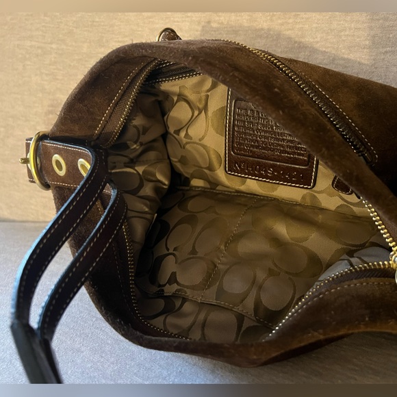 Vintage Coach brown suede shoulder bag - Picture 7 of 11